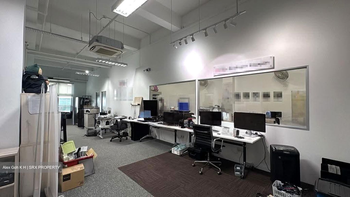 Ubi 55 (D14), Factory #608990961